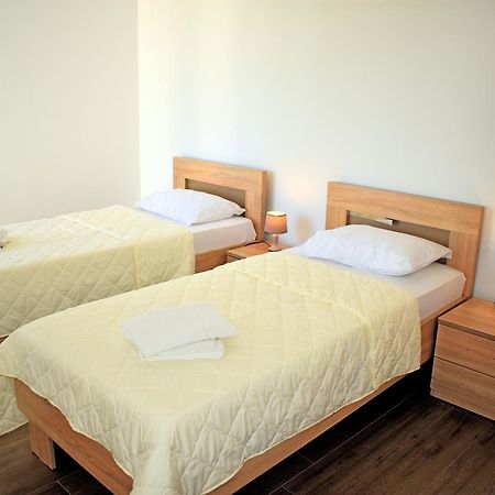 Apartment L'Ideal Улцин Екстериор снимка