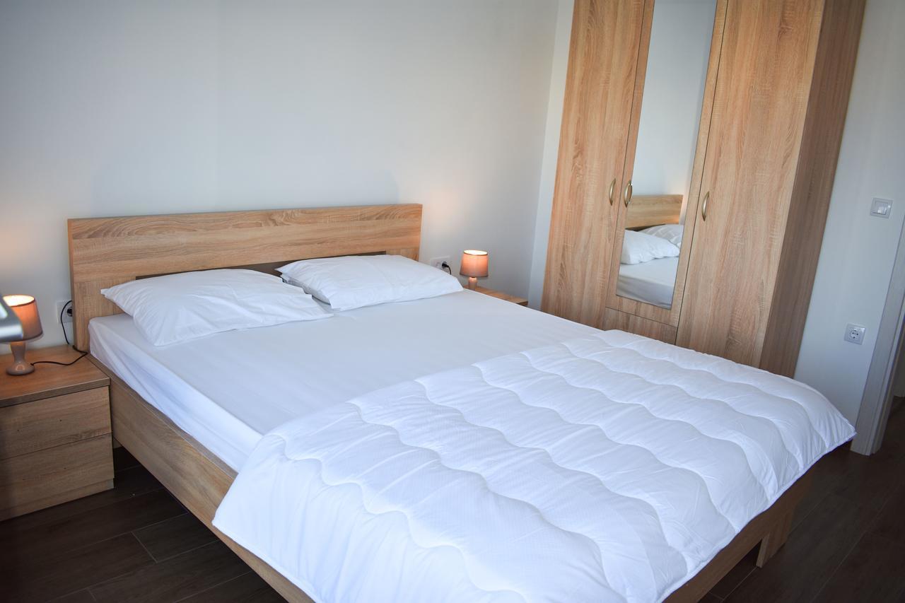 Apartment L'Ideal Улцин Екстериор снимка