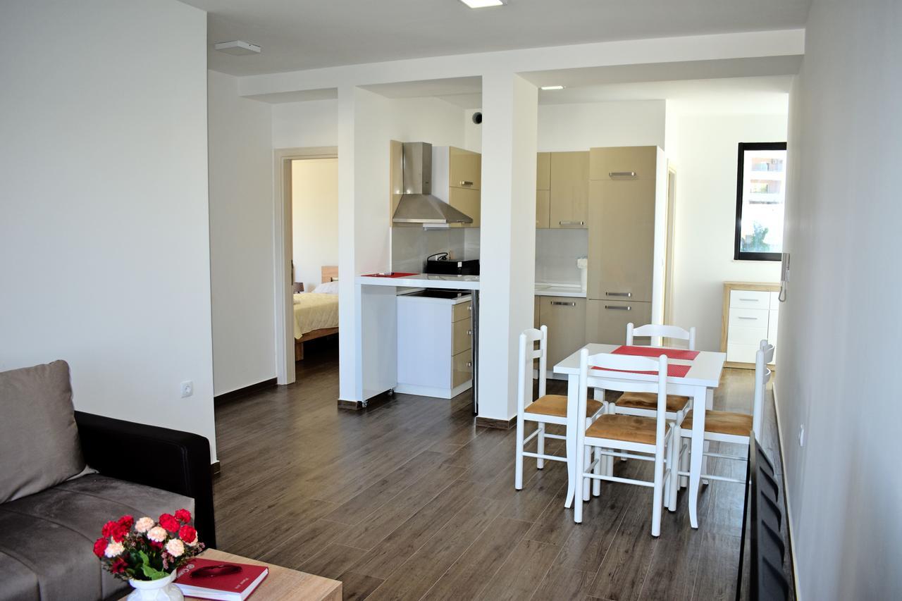 Apartment L'Ideal Улцин Екстериор снимка