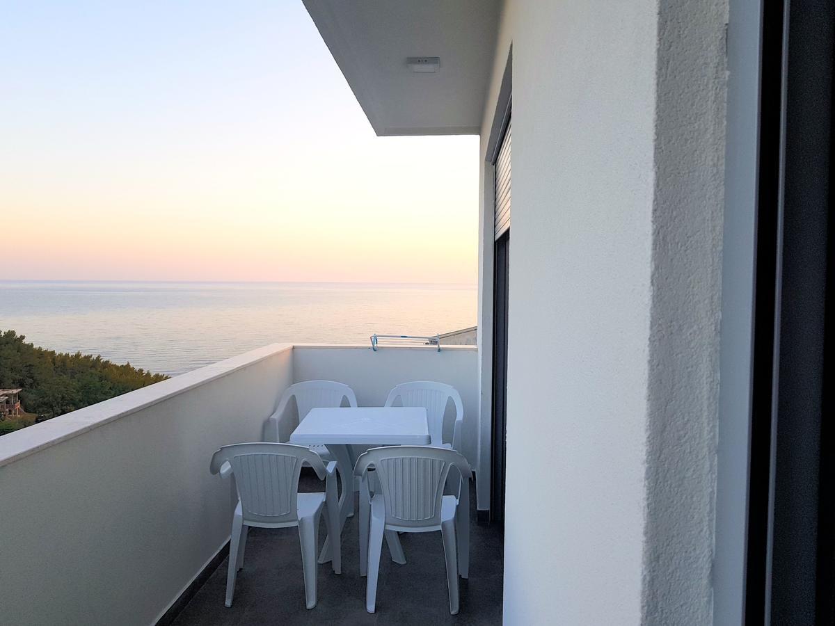 Apartment L'Ideal Улцин Екстериор снимка